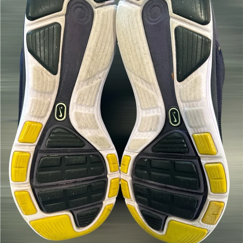Nike Athletic Sneakers size 8‎